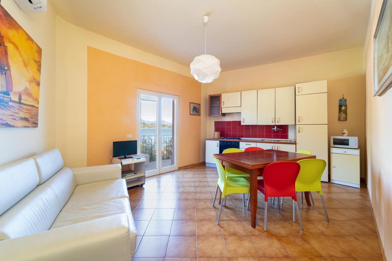 Villa Garuti Village Padenghe sul Garda Exterior photo