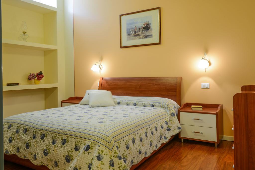 Villa Garuti Village Padenghe sul Garda Exterior photo