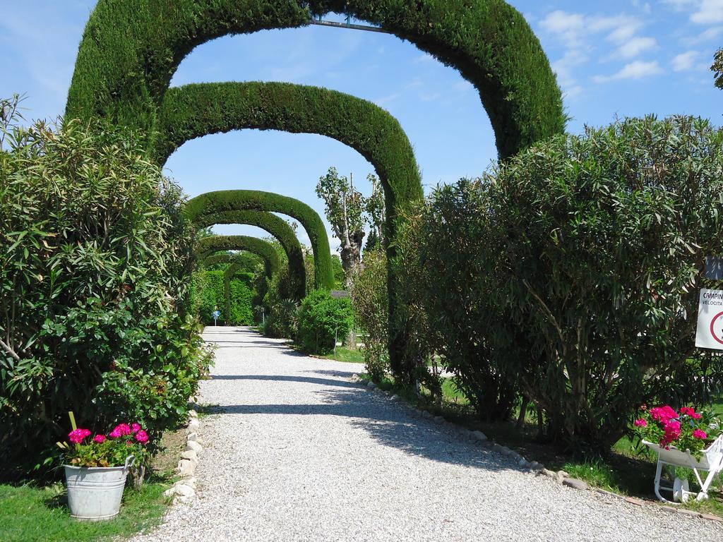 Villa Garuti Village Padenghe sul Garda Exterior photo