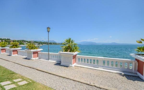 Villa Garuti Village Padenghe sul Garda Room photo
